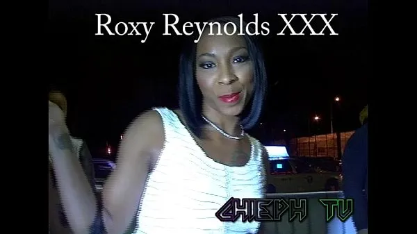 Hot Porn Star ROXY RENOLDS Shows us the Goodies Sub 0 World Uncut new Clips