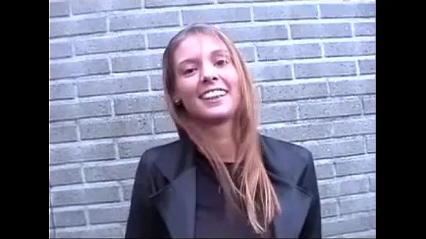 Hot Vlaamse Stephanie wordt geneukt in een auto (Belgian Stephanie fucked in car new Clips