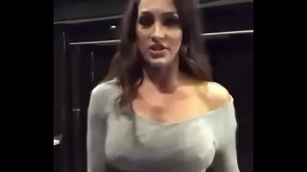 Kuumia brie bella dancing uutta klippiä