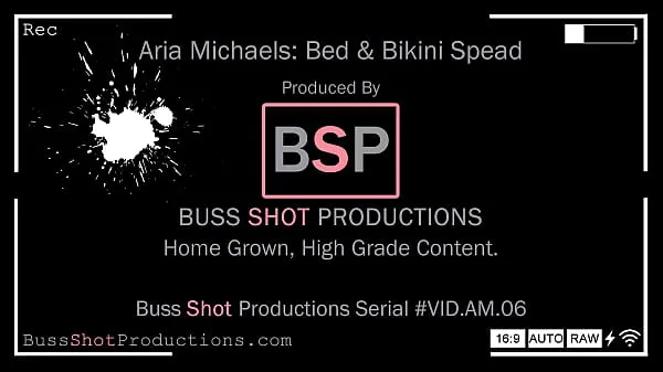 Gorące AM.06 Aria Michaels Bed & Bikini Spread Previewnowe klipy