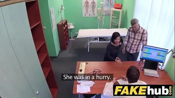 Горячие Fake Hospital Чешский доктор кончает на узкую киску возбужденной неверной женыновые клипы