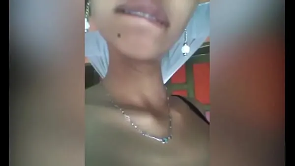 Novinha da buceta inchada novos clipes interessantes