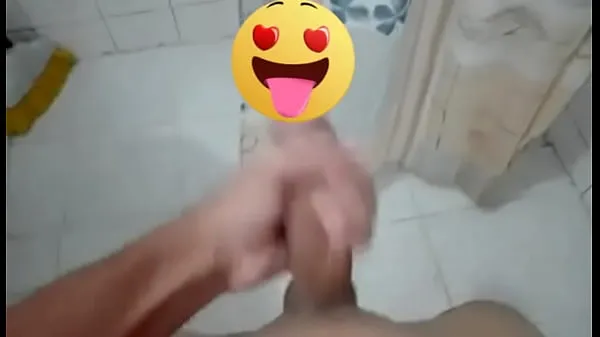 Handjob in the bathroom novos clipes interessantes