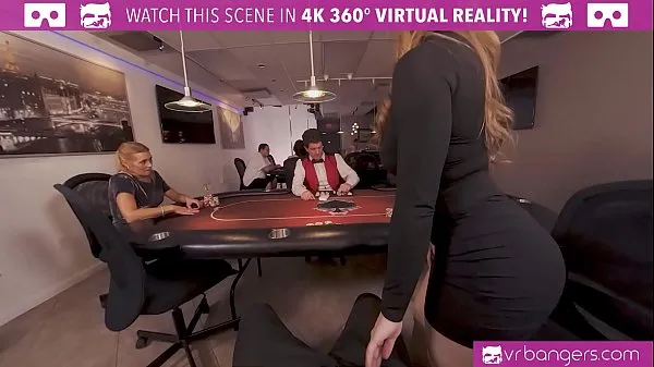 Heta VR Bangers Busty babe is fucking hard in this agent VR porn parody nya klipp