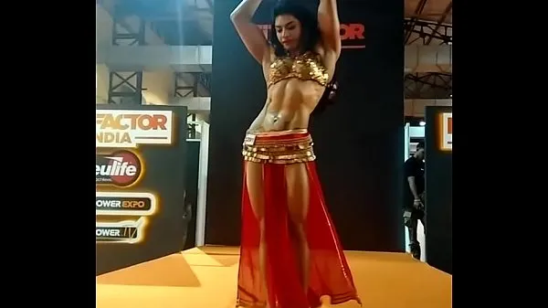 Yashmeen Manak Belly Dancing Clip mới hấp dẫn