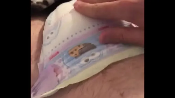 Populárne Luvs diaper tease nové klipy