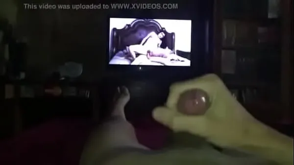 Καυτά a handjob watching porn νέα κλιπ