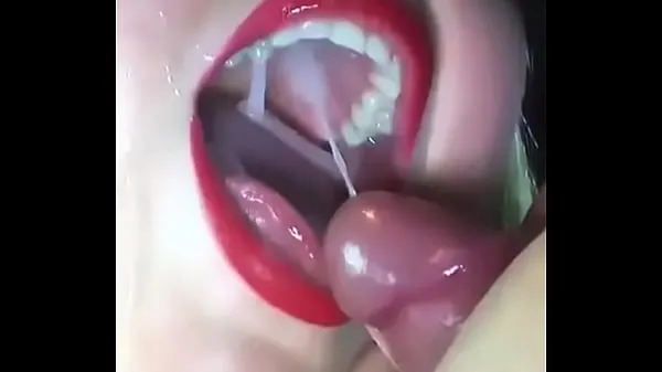 Žhavé Cum shot mouth releasing sperm in mouth nové klipy