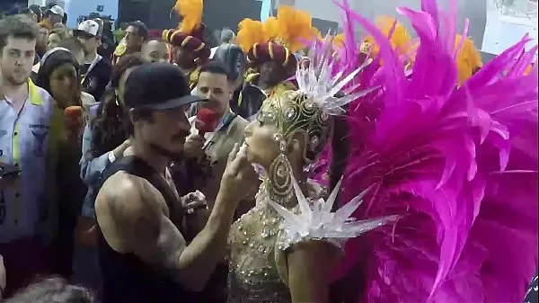 Горячие За кулисами Carnival 2019 перед выходом на Sambódromo - Sabrina Sato - Gaviões da Fielновые клипы