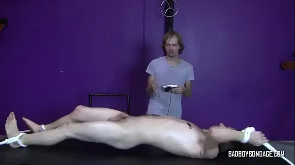 Καυτά BadBoyBondage - delinquent boy bound by ropes is electrocuted and whipped νέα κλιπ