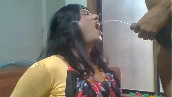 گرم Crossdresser drinking piss and gets humiliated نئے کلپس