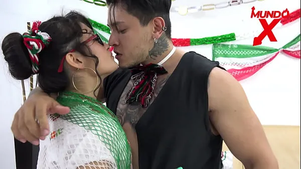 Népszerű MEXICAN PORN NIGHT új klip