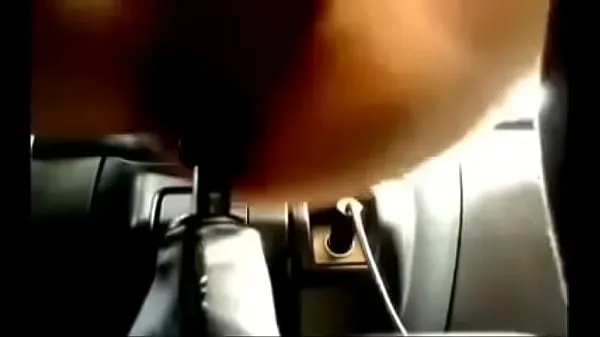 Heta crazy girl enjoys masturbating with the gear stick nya klipp