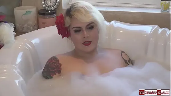 Hot Trans stepmom Isabella Sorrenti anal fucks stepson nye klipp