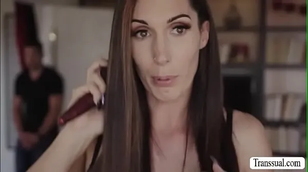 Népszerű Stepson bangs the ass of her trans stepmom új klip