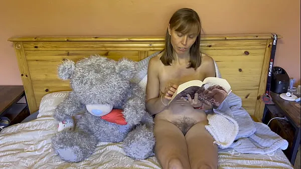 Hot Reading: The Mammoth Book of Quick and Dirty Erotica - Part 11 new Clips