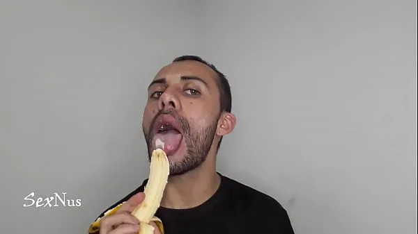 Je veux que tu suces la banane avec du sperme nouveaux clips chauds