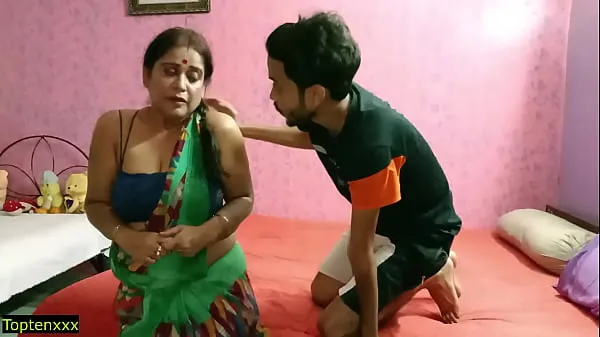 Sıcak Indian hot XXX teen sex with beautiful aunty! with clear hindi audio yeni Klipler