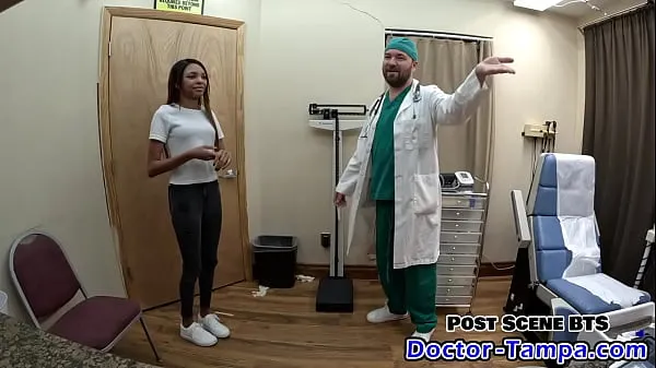 Vroči Become Doctor Tampa To, Give Gorgeous Ebony Solana First Pelvic Checkup In Her Life Courtesy Ofnovi posnetki