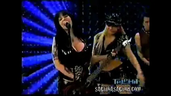 Hot Sabrina Sabrok RockStar Il più grande seno al mondo nuove clip